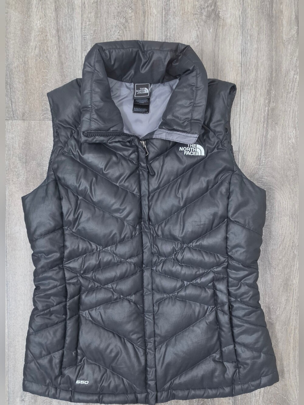 The North Face Nuptse 550 Down Women Puffer Vest-Size M